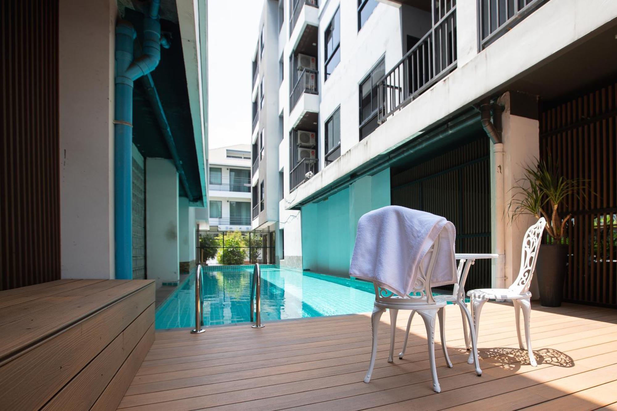 Room 36 Service Apartment Bangkok Extérieur photo